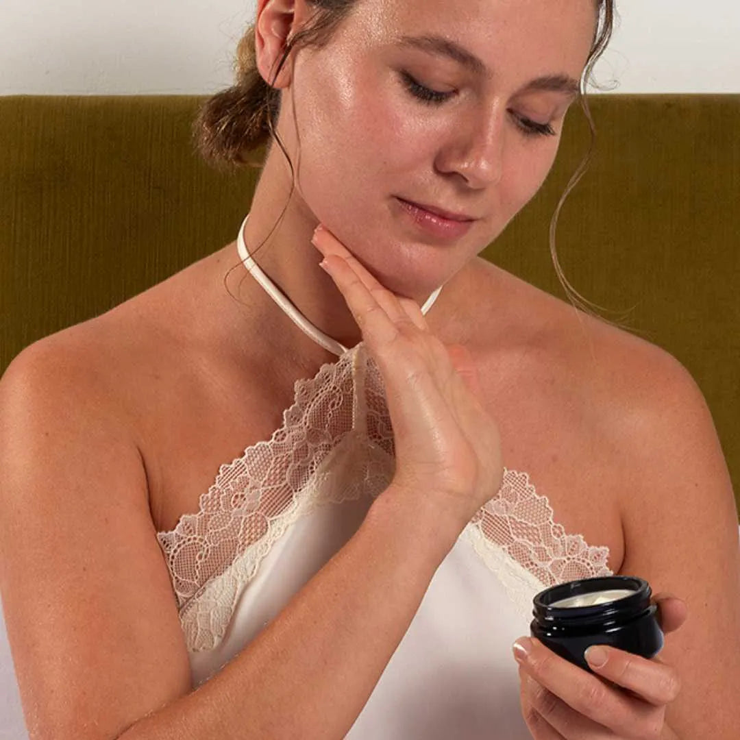 Crema facial hidratante y equilibrante para piel mixta y grasa