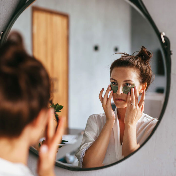 ¿Cómo eliminar las bolsas de los ojos?