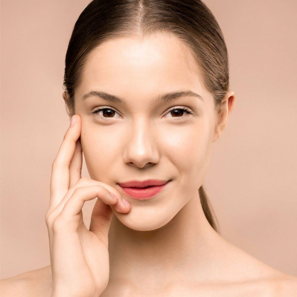 Descubre la nueva rutina de belleza del momento: la doble limpieza facial en casa