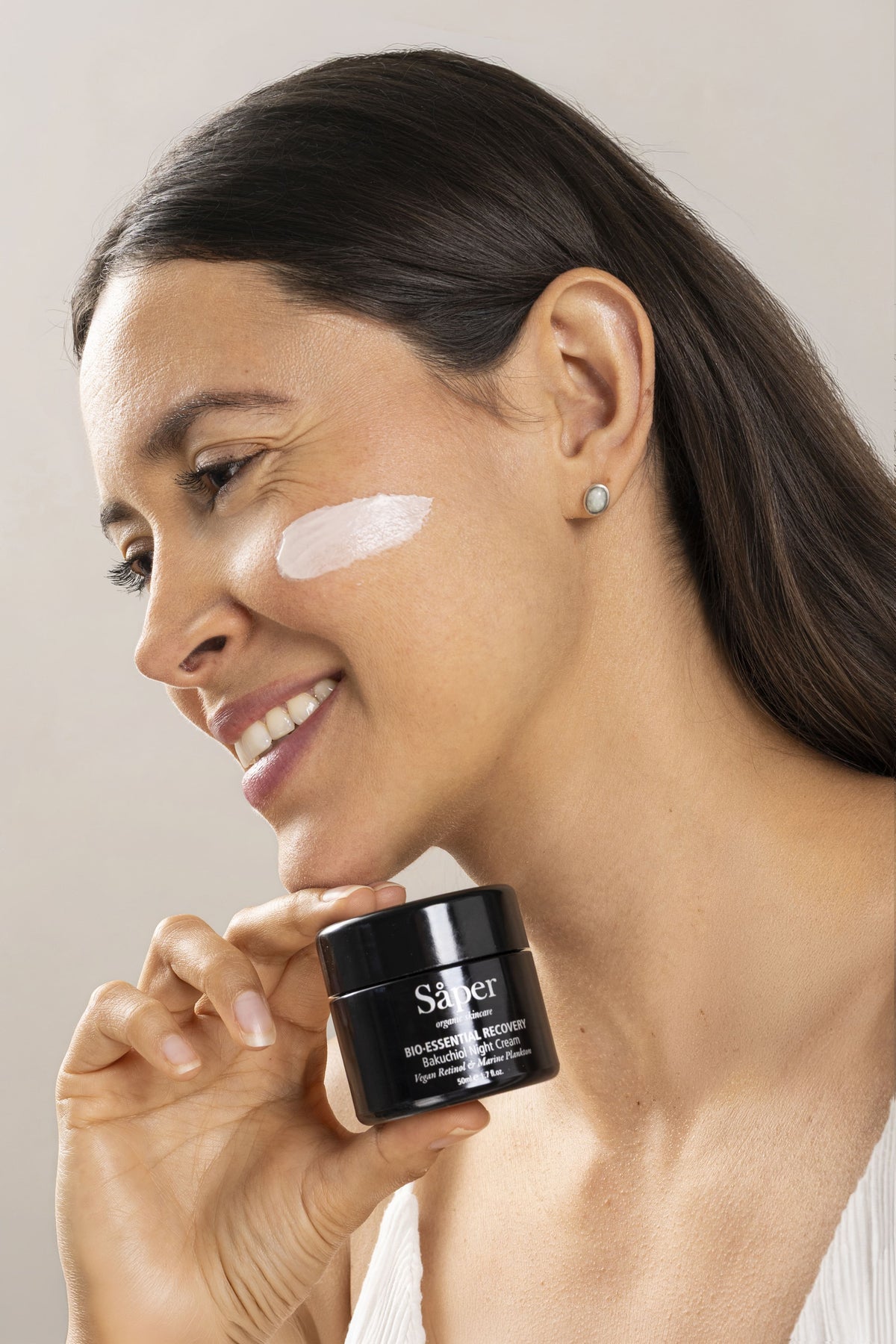 Crema renovadora de noche con Bakuchiol