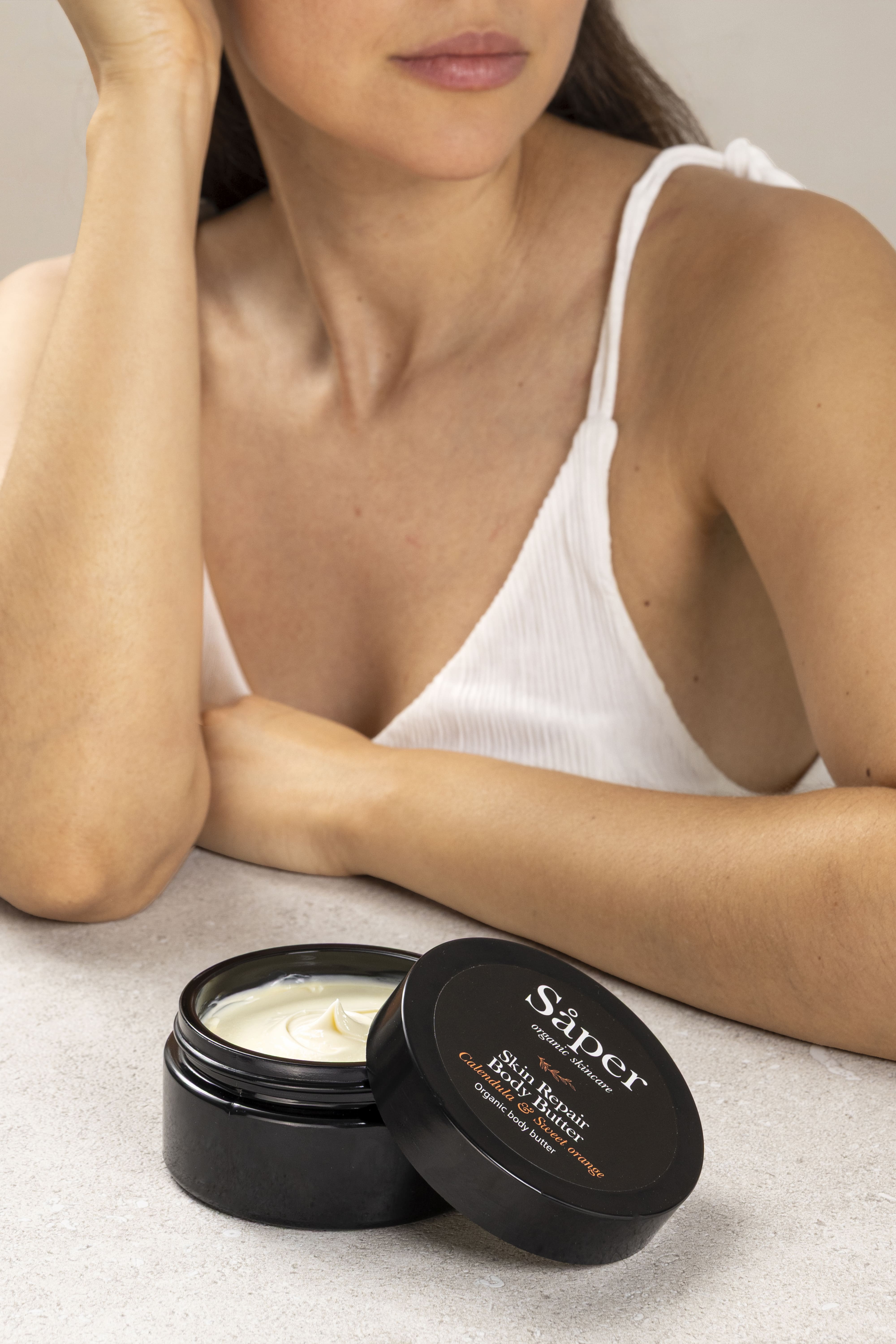Crema corporal de caléndula ecológica: hidratante, nutritiva y reparadora