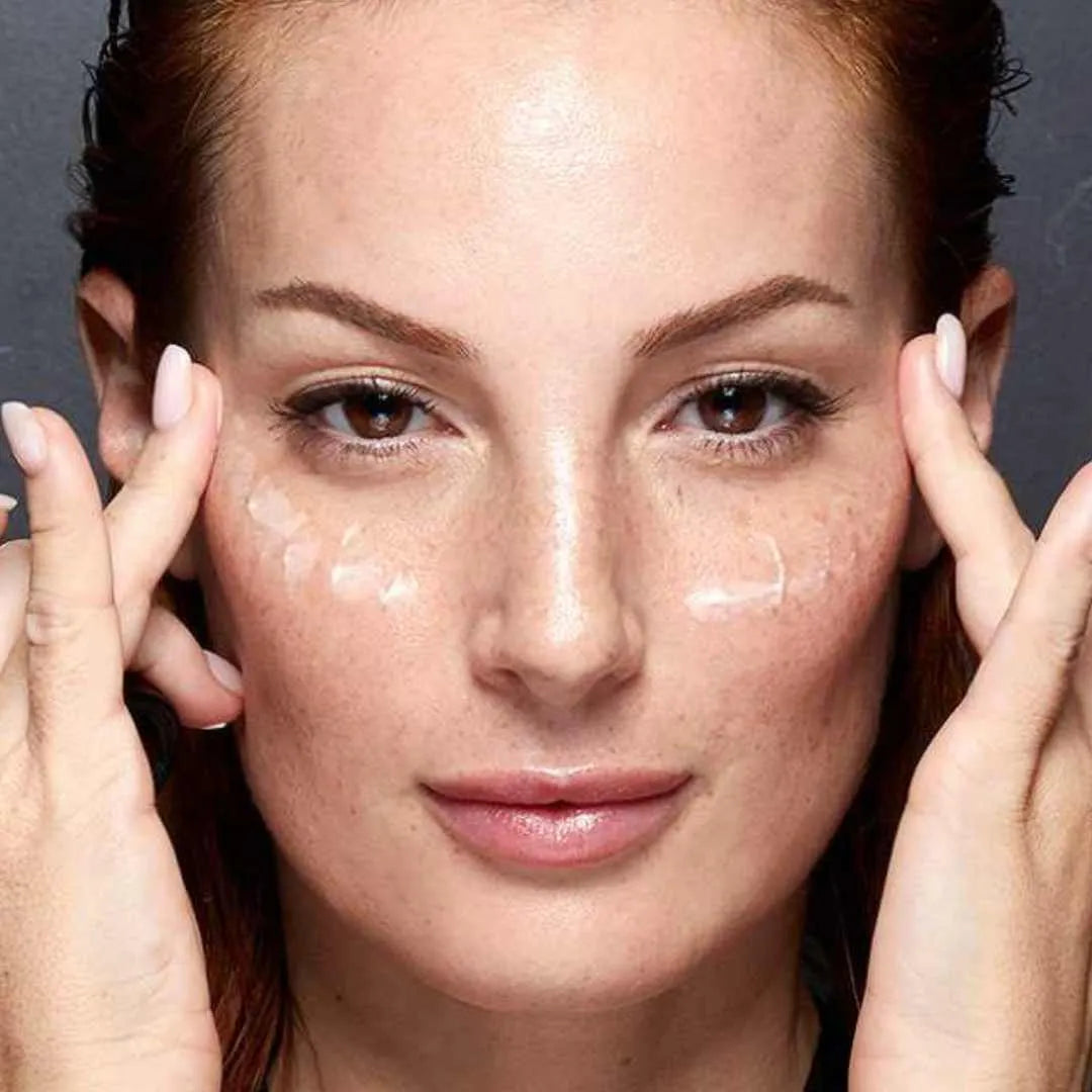 Serum iluminador antioxidante con hialurónico y vitamina C