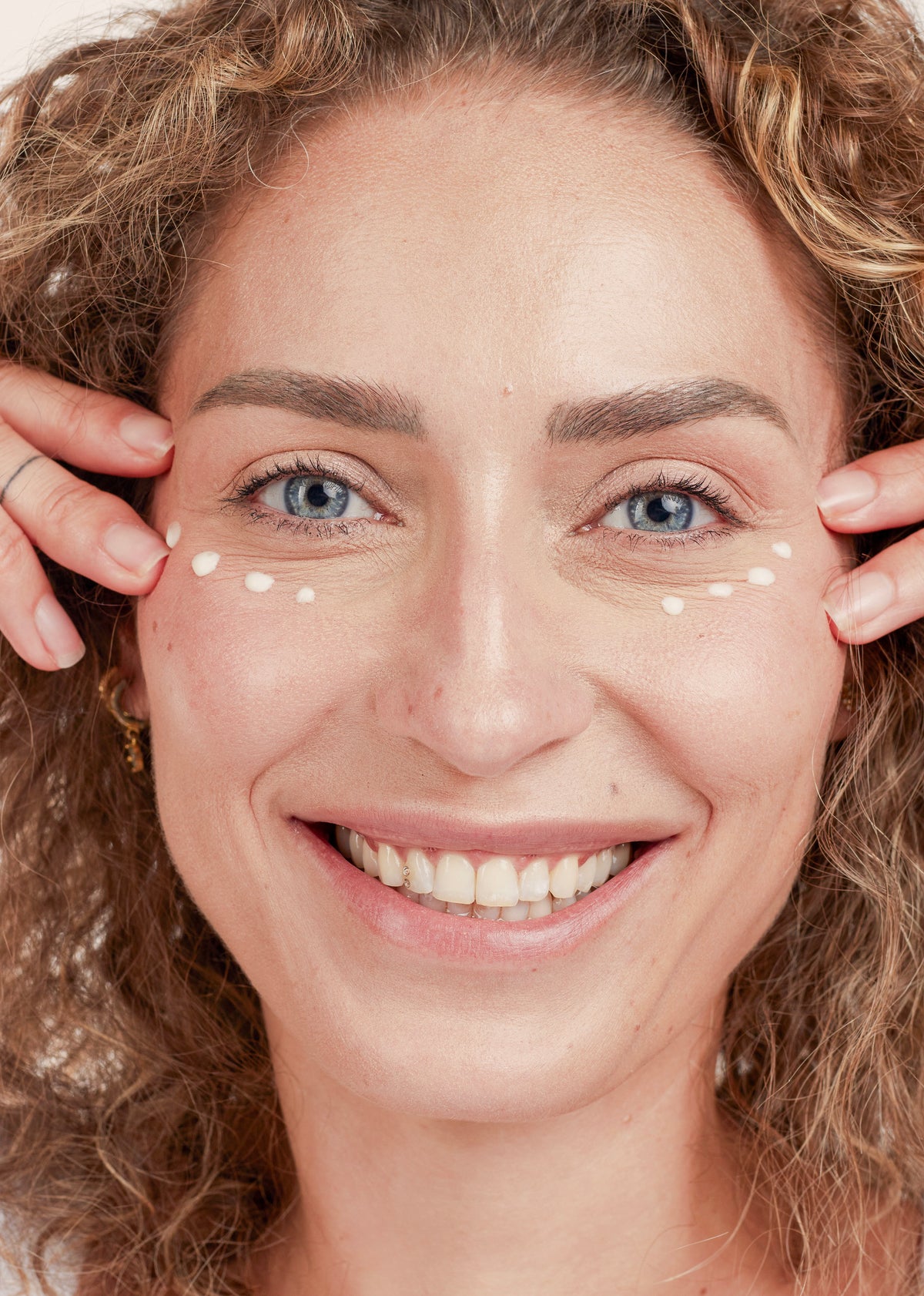 Contorno de ojos bio regenerador con gingko biloba